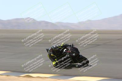 media/Apr-10-2022-SoCal Trackdays (Sun) [[f104b12566]]/Bowl (11am)/